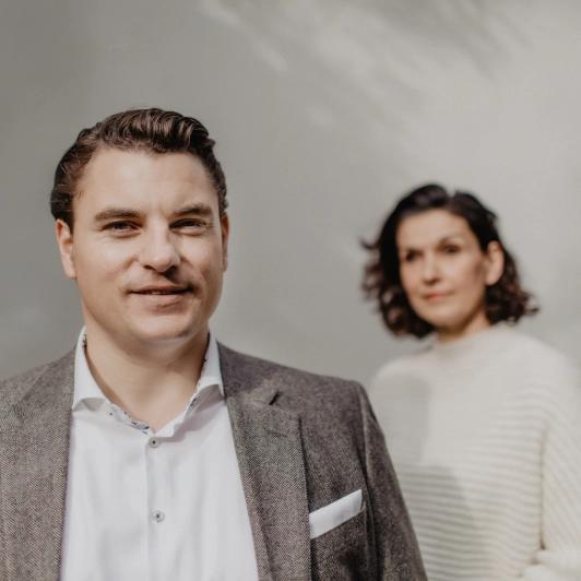 Dr. Christian Uns&ouml;ld und T&uuml;rkan Uns&ouml;ld